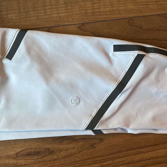 Lululemon Lab Seawheeze Pant - Picture 4 of 11